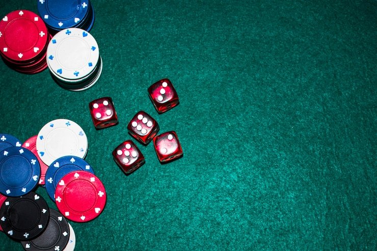 Tim dukungan pelanggan ufcslot siap membantu melalui berbagai saluran komunikasi