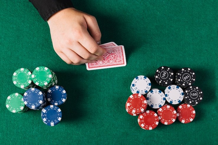Bagan tingkat loyalitas ufcslot menampilkan manfaat progresif dari Member hingga Diamond